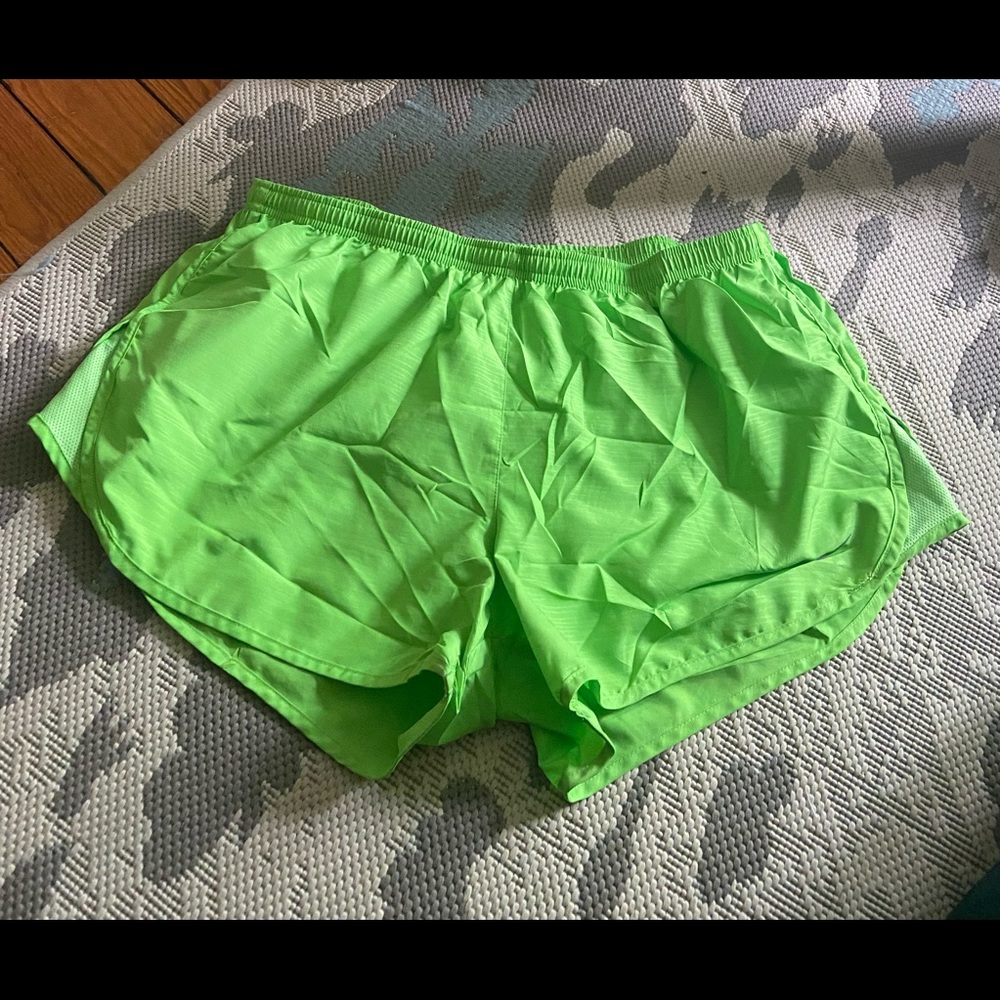 Nike tempo running shorts